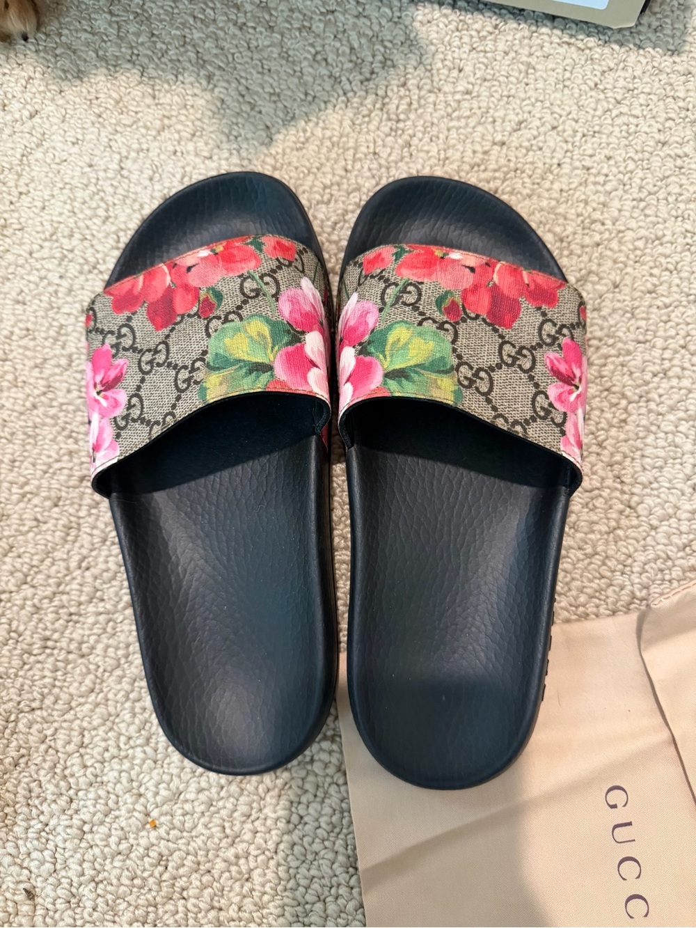Gucci Pursuit Blooms GG Supreme Floral Slide Sandals Size 37